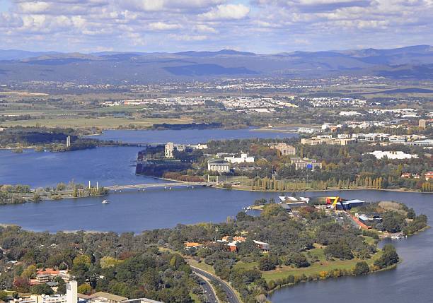 istock Lake Burley Griffin; aerial 152141506