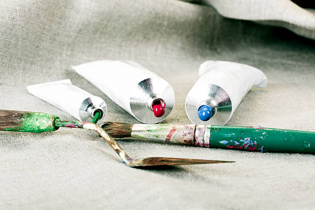 istock Paint tubes vintage look 152142962