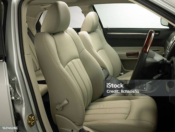 Sillita De Seguridad De Bebés Foto de stock y más banco de imágenes de Coche - Coche, Asiento de vehículo, Asiento