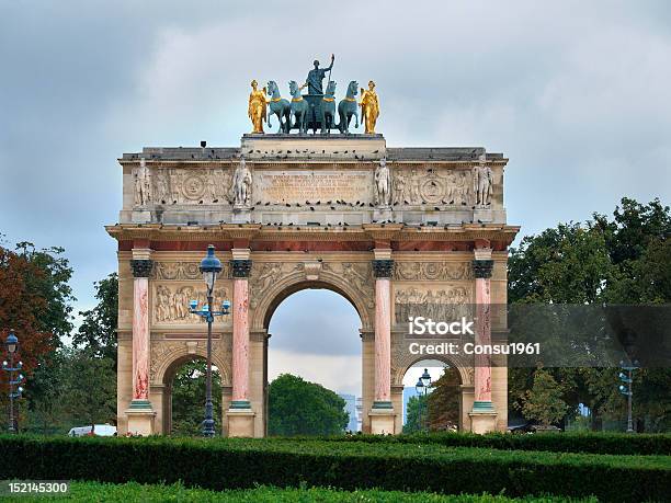 Arc De Triomphe Foto de stock y más banco de imágenes de 2000-2009 - 2000-2009, Amarillo - Color, Arco - Característica arquitectónica