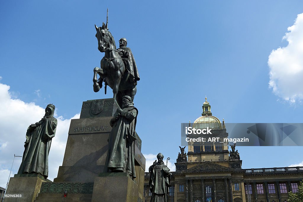 La plaza wenceslao, Prague - Foto de stock de Plaza Wenceslao libre de derechos