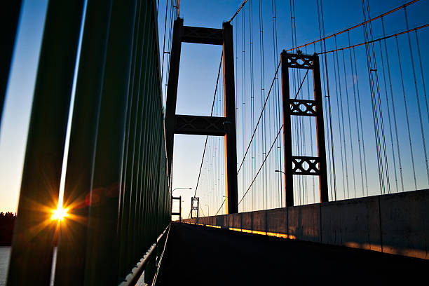 istock sunset on narrows bridge in tacoma washington 152147159