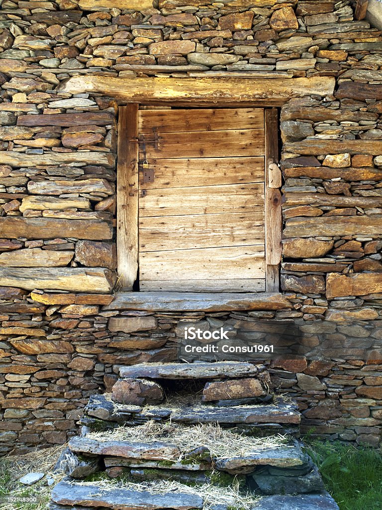 Ventana) - Foto de stock de Aldea libre de derechos