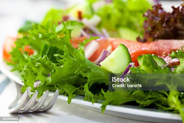 新鮮な野菜サラダ - カラー画像のストックフォトや画像を多数ご用意 - カラー画像, キュウリ, クローズアップ