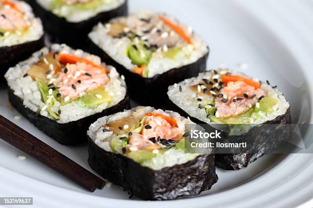 In Casa Futomaki - Fotografie stock e altre immagini di Alga marina - Alga marina, Avocado, Carota