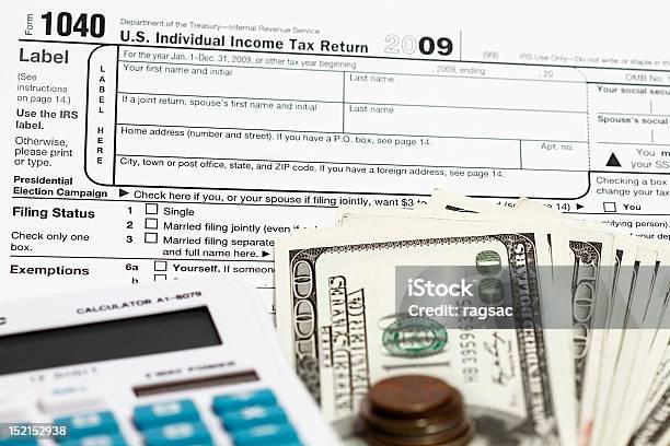 Steuererklärung Stockfoto und mehr Bilder von Akte - Akte, Bezahlen, Bundesgebäude