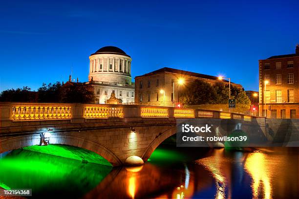 Четыре Суды — стоковые фотографии и другие картинки Дублин - Республика Ирландия - Дублин - Республика Ирландия, Река Лиффи, Архитектура