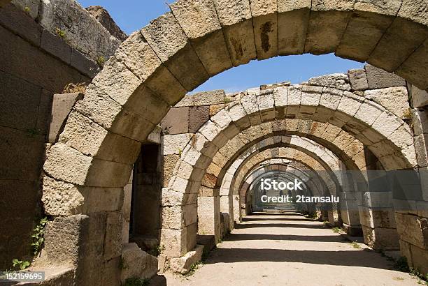 Ruiny Agora - zdjęcia stockowe i więcej obrazów Anatolia - Anatolia, Archeologia, Architektura