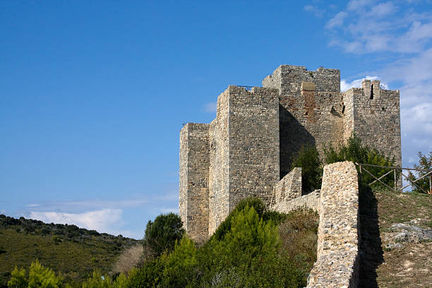 istock La Rocca Aldobrandesca Fortress - Telamon, Tuscany 152161667