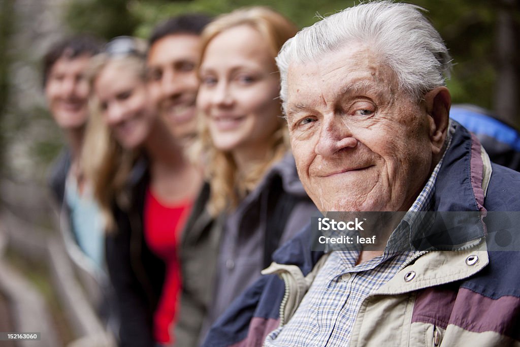 Пожилой мужчина - Стоковые фото 2000-2009 роялти-фри