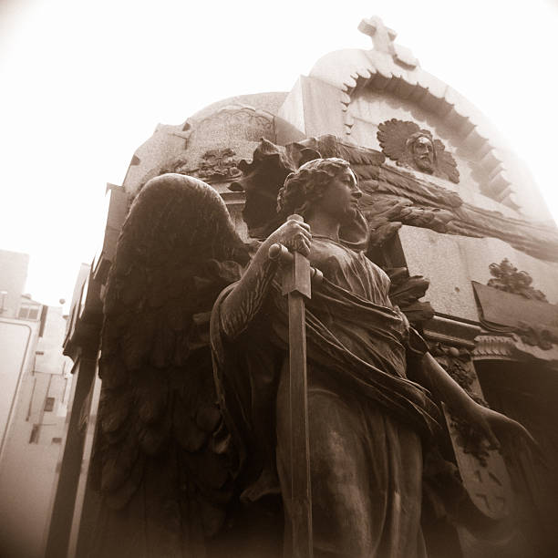 istock Angel of Recoleta 152165572