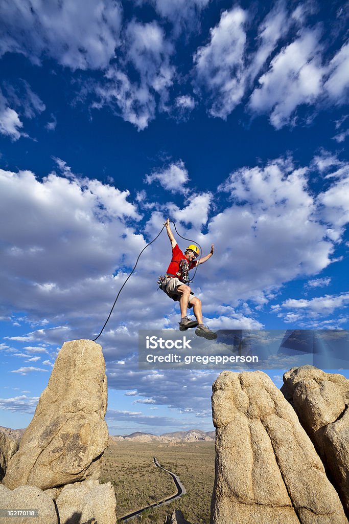 Alpinista Saltar em vão. - Royalty-free Ao Ar Livre Foto de stock