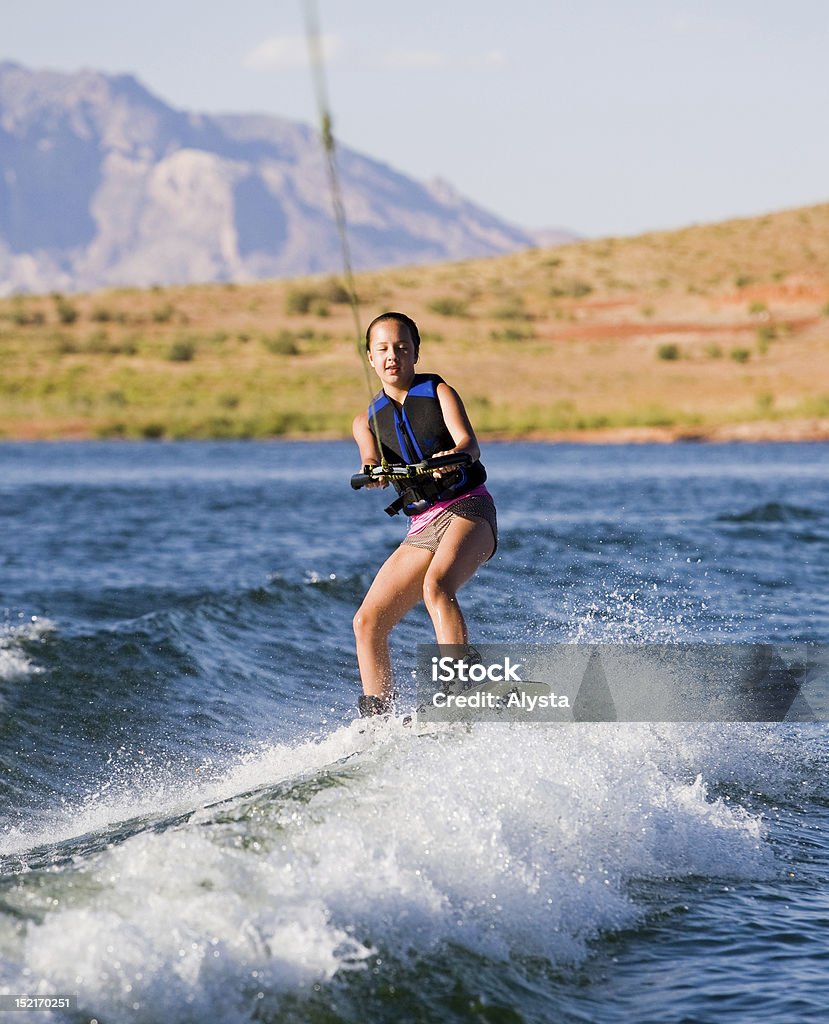 Junges Mädchen wakeboarding am Lake Powell 02 - Lizenzfrei Abenteuer Stock-Foto