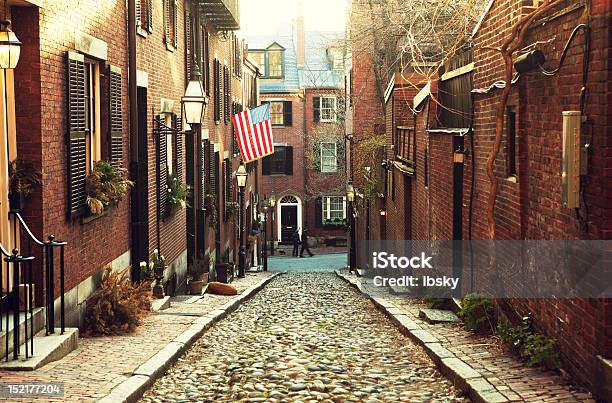 Beacon Hill Boston Stock Photo - Download Image Now - Beacon Hill - Boston, Boston - Massachusetts, Acorn Street