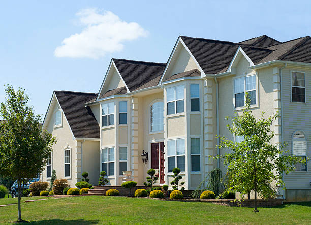 istock New luxury residential house 152179650