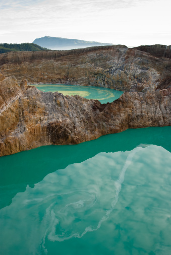 Cráter dos lagos visto desde arriba photo