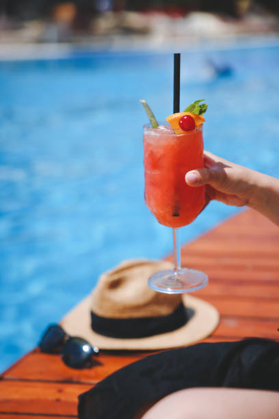 istock A woman drinking a delicious cocktail 1521877397