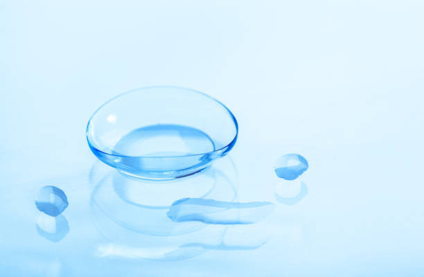 istock Contact lenses with water drops 1522002676