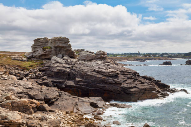 istock Rocks of the pointe de Landunvez 1522206255