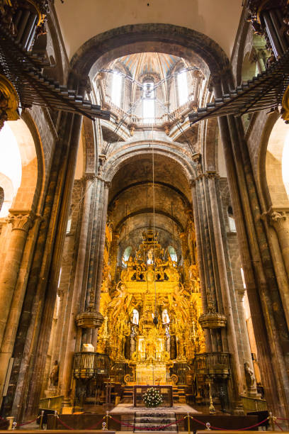 istock Inside the cathedral of Santiago de Compostela, Spain 1522228278