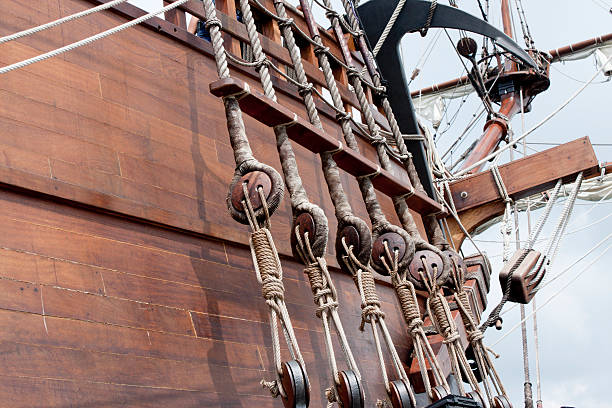 istock Galleon Cordage 152227130