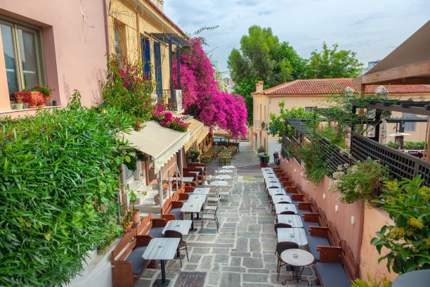 istock Street view of Athens 1523209802