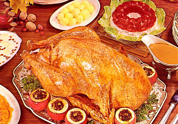 die türkei abendessen - thanksgiving dinner plate food stock-grafiken, -clipart, -cartoons und -symbole
