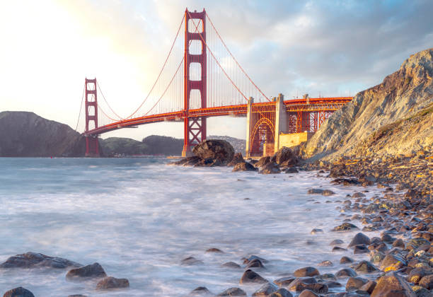 istock Golden Gate Bridge over San Francisco Bay 1524252218