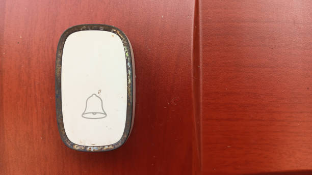 istock Bell the house 1524474456