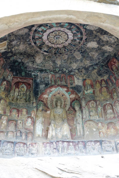 istock Grottoes with carved Buddha statues 1524722850