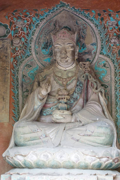 istock Grottoes with carved Buddha statues 1524731112
