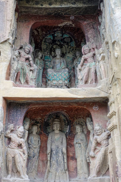 istock Grottoes with carved Buddha statues 1524731662