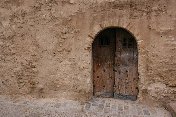 istock Old Andalusian wooden door 152495312