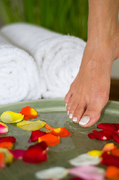 istock Relaxing aromatherapy spa for feet 152495626