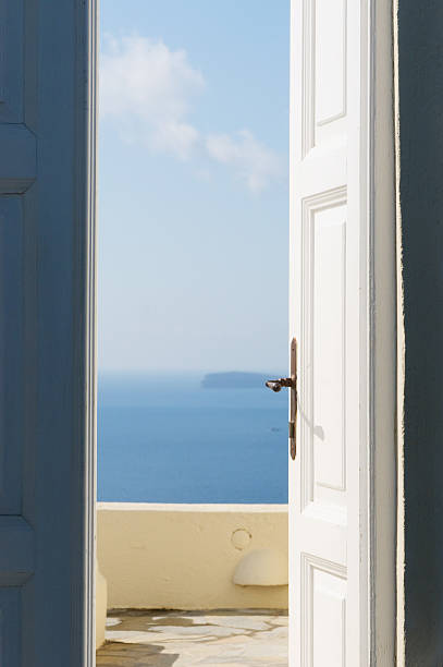 istock Door open to the sea 152496107