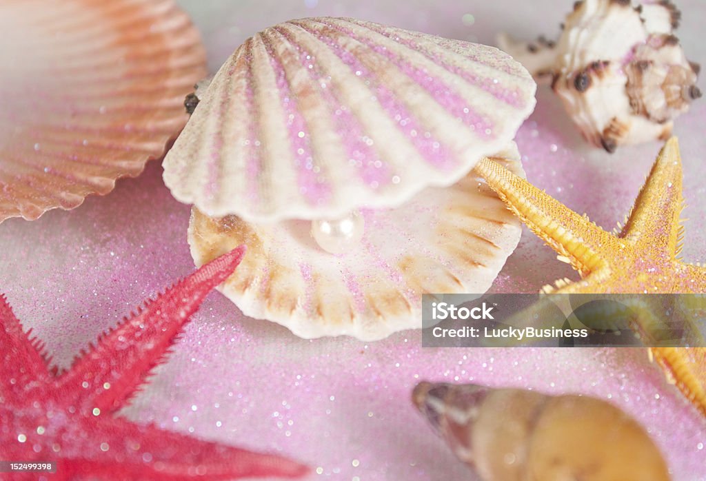 Shell e Perla - Foto stock royalty-free di Bellezza