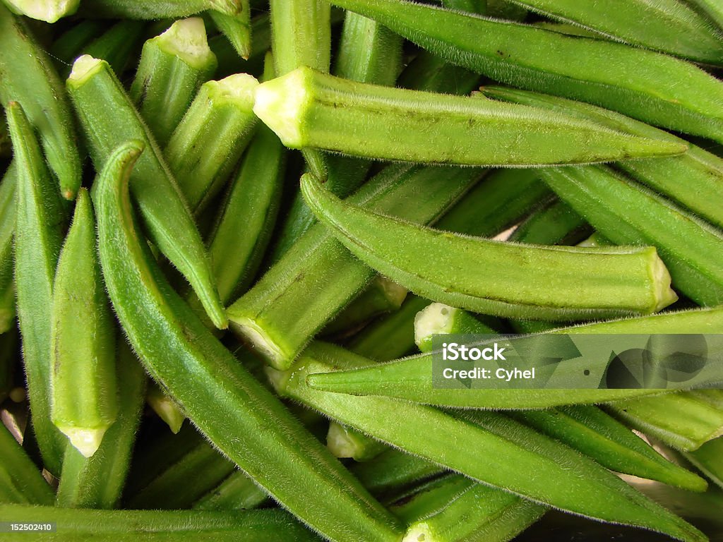 Verde ocra ladyfingers - Foto de stock de Alimento libre de derechos