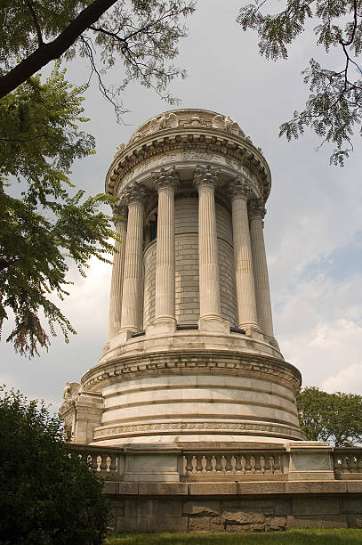 istock Soldiers' and Sailors' monument 152507267