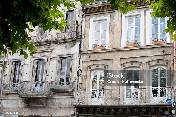 豪華なフランスの建物の正面 - バルコニーのストックフォトや画像を多数ご用意 - バルコニー, パリ, フランス