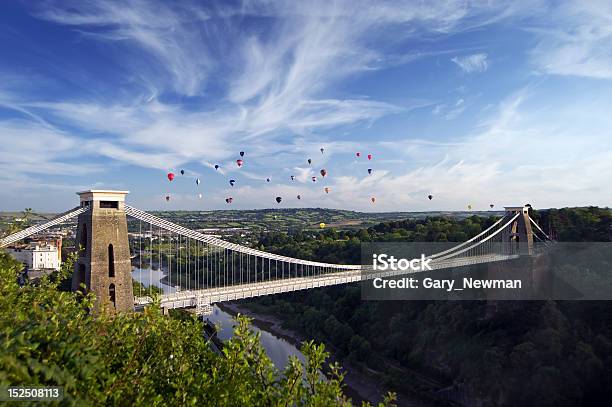 De Lanzamiento Foto de stock y más banco de imágenes de Puente Colgante de Clifton - Puente Colgante de Clifton, Bristol - Inglaterra, Globo aerostático