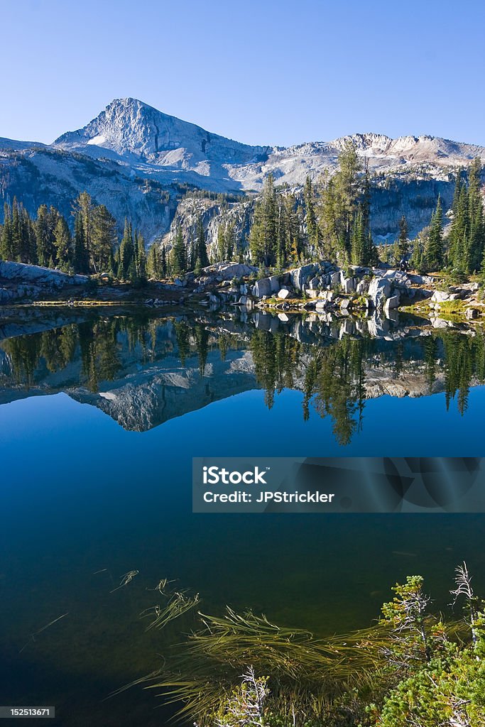 Reflexo de montanha - Foto de stock de Eagle Cap Wilderness royalty-free