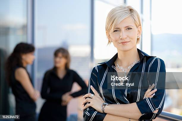 Foto de Retrato De Mulher De Negócios e mais fotos de stock de 20 Anos - 20 Anos, 25-30 Anos, Adulto