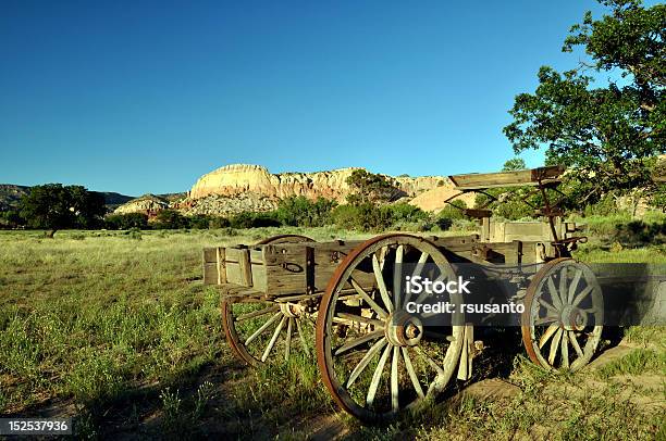 Foto de Wild West Wagon e mais fotos de stock de Antigo - Antigo, Antiguidade, Carroça