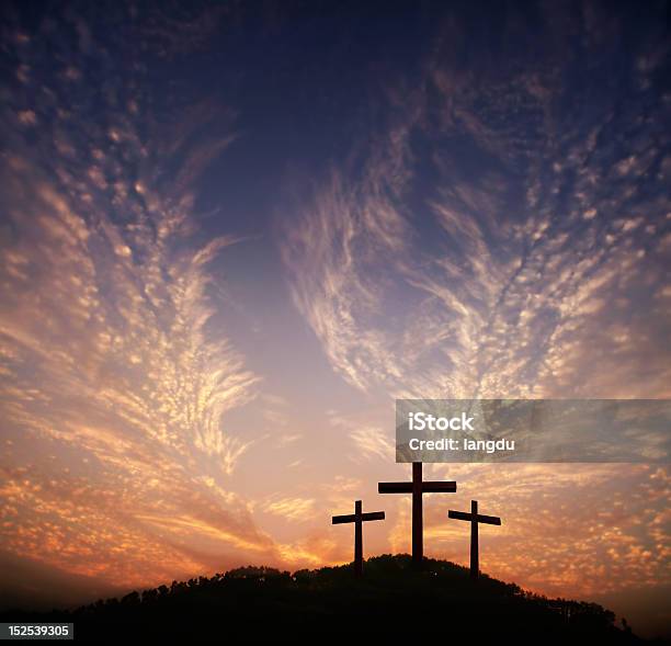 神の愛する人 - 十字架のストックフォトや画像を多数ご用意 - 十字架, 十字形, 聖金曜日