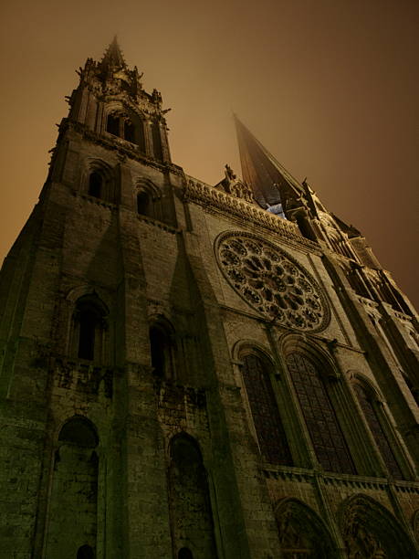 istock Notre Dame, Chartres, France 152539782