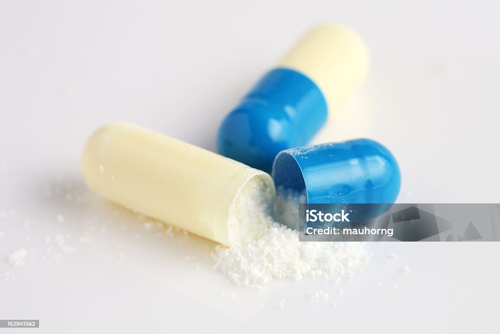 Pillola in polvere - Foto stock royalty-free di Pillola