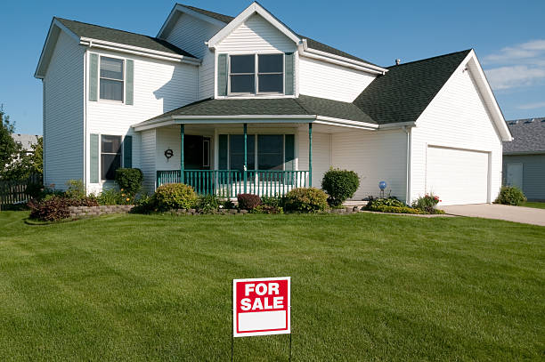 istock House for sale. 152543634