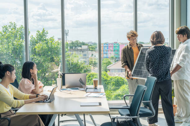 istock Business meeting presentation for solar energy in office 1525439165