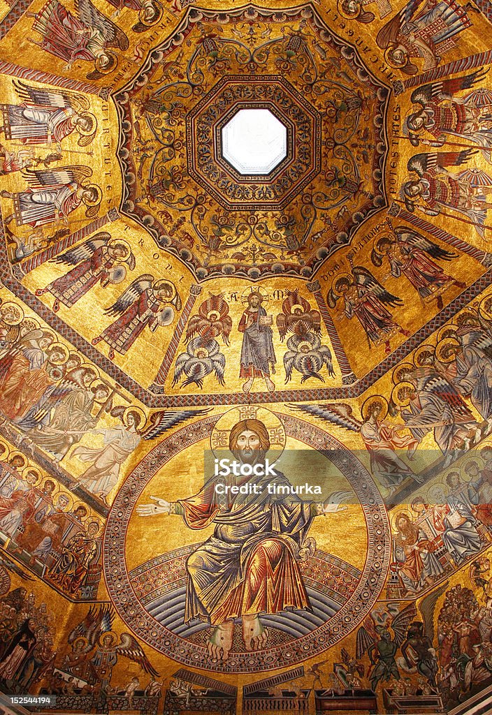 Mosaici bizantini in Battistero - Foto stock royalty-free di Affresco