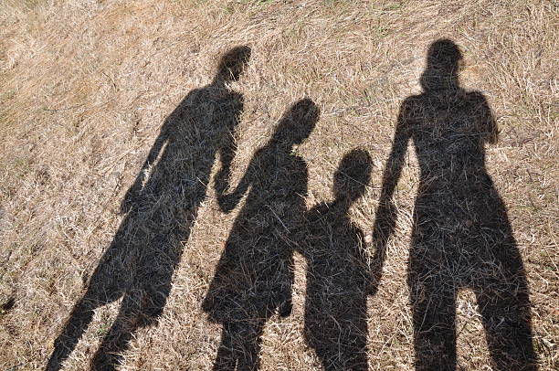 istock Shadows of the family 152546608
